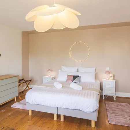 Des Lilas - Champagne & Villa Buxeuil (Aube)