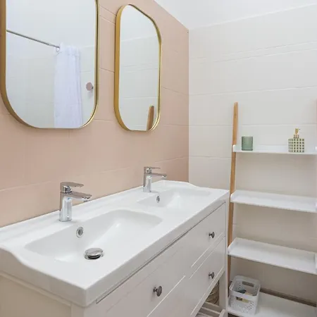 Villa Des Lilas - Champagne & *