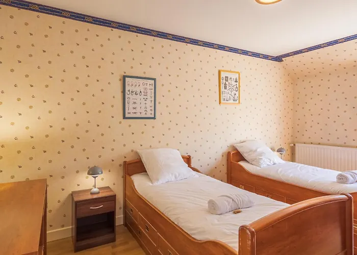 Des Lilas - Champagne & * Buxeuil (Aube)